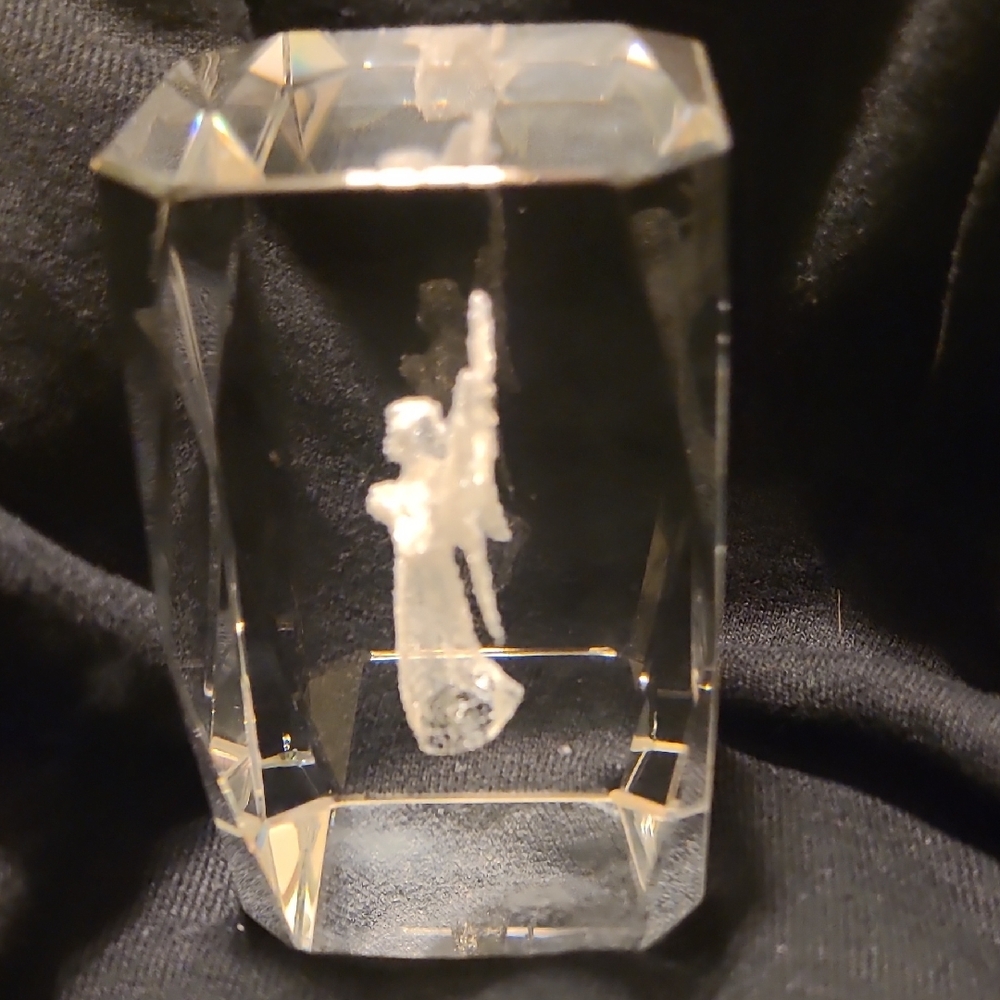 Crystal Angel Figurine - Picture 4 of 4